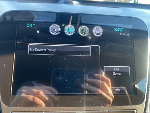 Used 2018 Chevrolet Malibu LT image 16