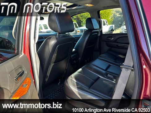 Used 2008 GMC Yukon SLT w/ SLT Preferred Equipment Group image 18