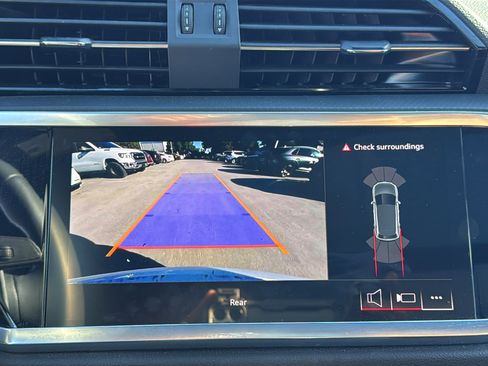 Used 2025 Audi Q3 2.0T Premium image 19