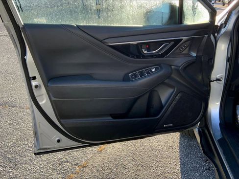 Used 2024 Subaru Outback Limited image 21