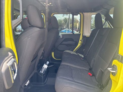 Used 2023 Jeep Wrangler Sahara image 9