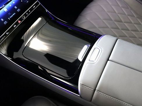 Used 2023 Mercedes-Benz S 580 4MATIC Sedan image 26