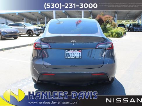 Used 2021 Tesla Model Y Long Range AWD/4WD image 8
