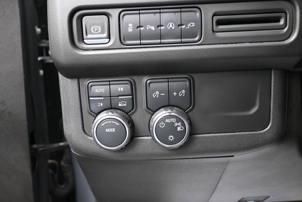 Used 2021 Chevrolet Tahoe RST AWD/4WD image 13