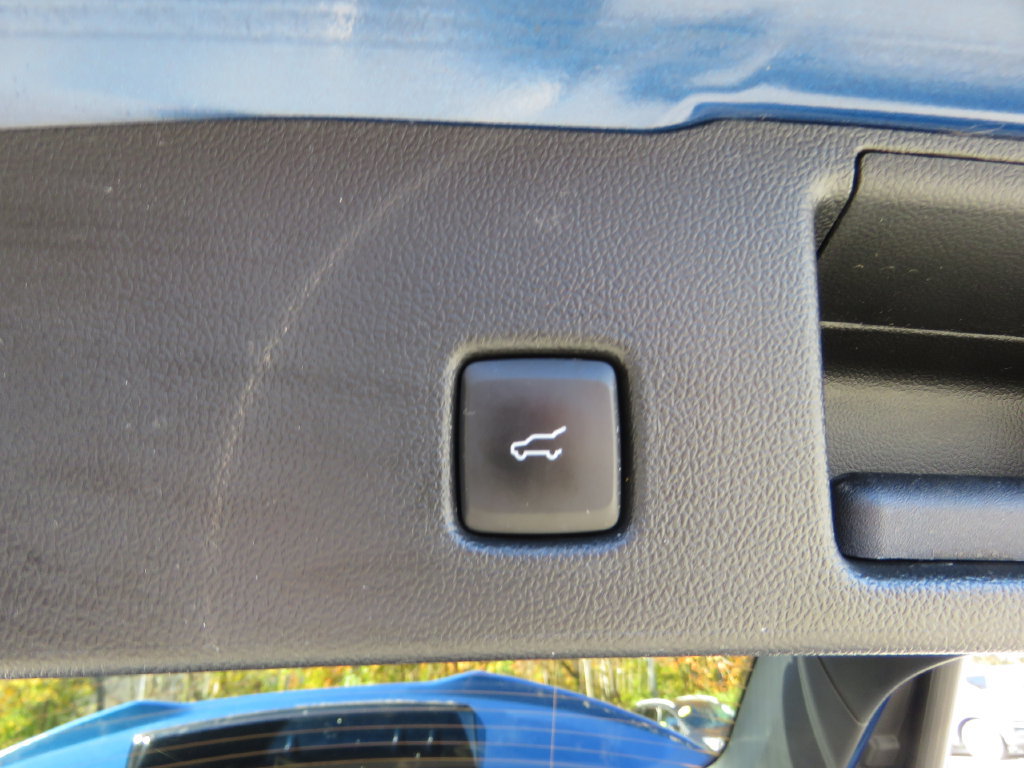 Used 2023 Ford Escape ST-Line AWD/4WD image 18