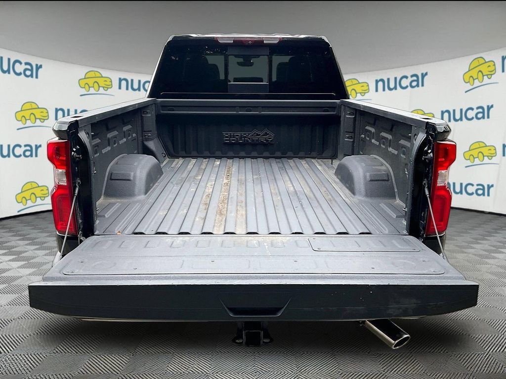 Used 2022 Chevrolet Silverado 2500 High Country w/ Technology Package AWD/4WD image 30