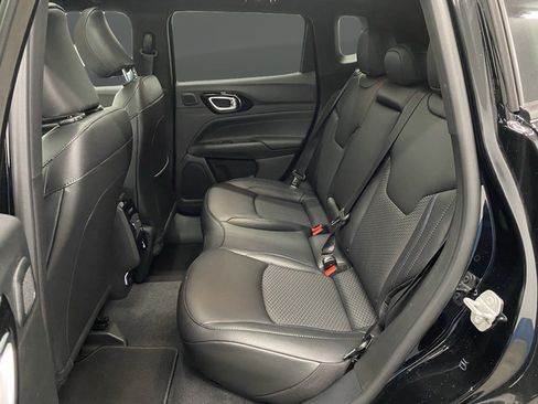 New 2026 Jeep Compass Latitude w/ Sun and Sound Group AWD/4WD image 31