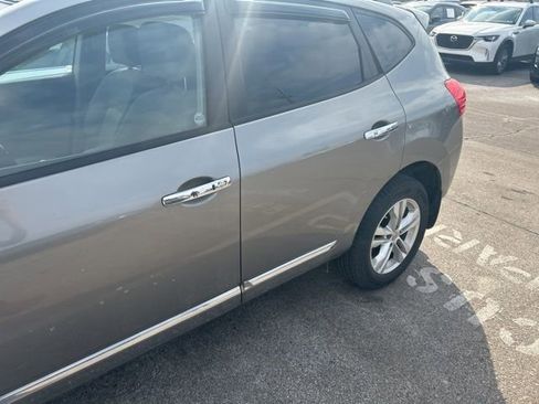 Used 2013 Nissan Rogue SV w/ Premium Pkg image 38