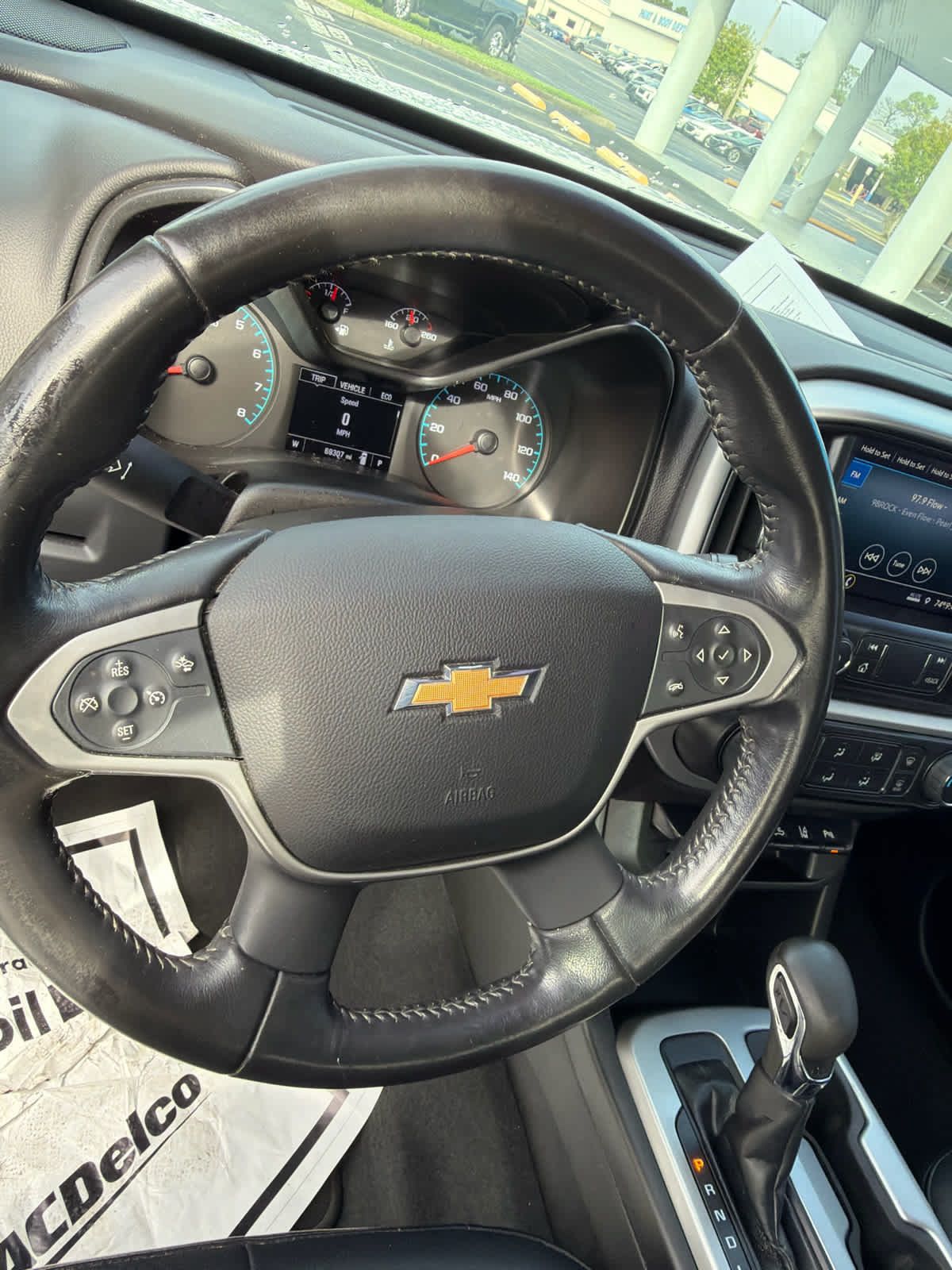 Used 2022 Chevrolet Colorado LT w/ Safety Package RWD image 25