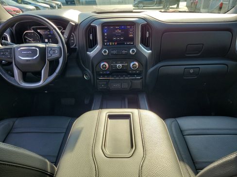 Used 2020 GMC Sierra 1500 Denali w/ Technology Package AWD/4WD image 9
