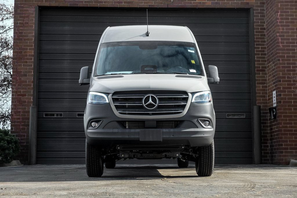 Used 2026 Mercedes-Benz Sprinter 2500 image 5
