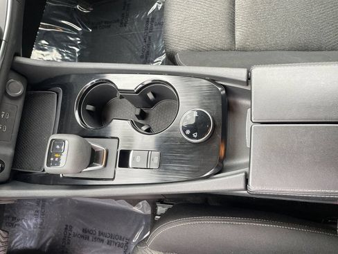 Used 2025 Nissan Rogue SV AWD/4WD image 20