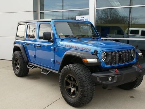 Used 2024 Jeep Wrangler Unlimited Rubicon w/ Safety Group image 2