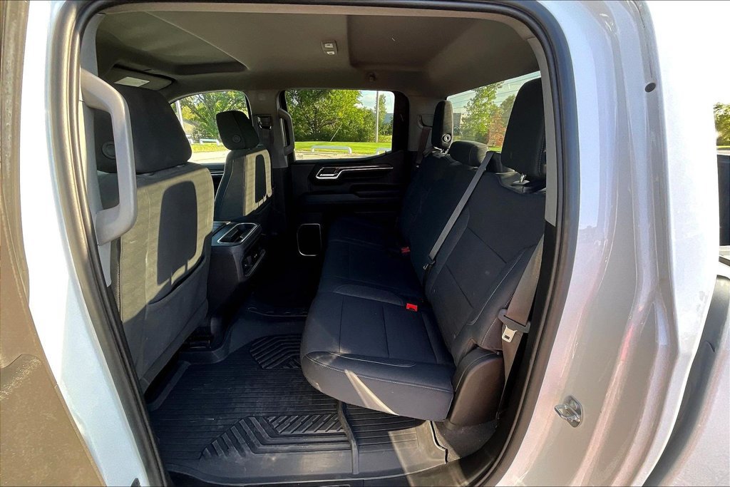 Used 2023 Chevrolet Silverado 1500 LT Trail Boss w/ Protection Package AWD/4WD image 6