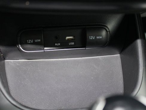 Used 2018 Kia Soul FWD image 15