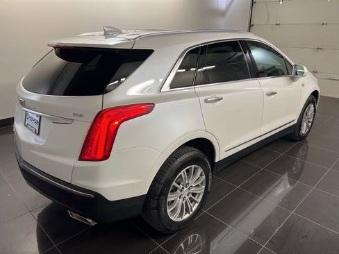 Used 2017 Cadillac XT5 Luxury w/ Driver Awareness Package AWD/4WD image 8