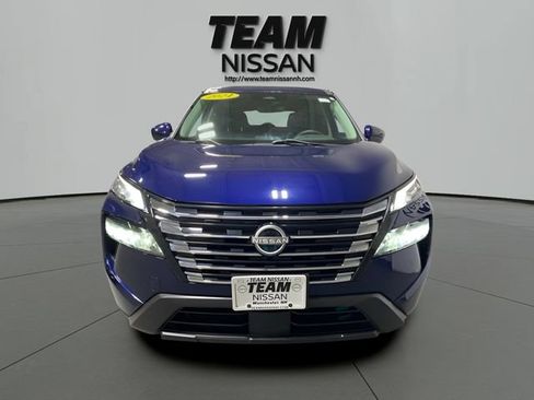 Certified 2024 Nissan Rogue SV AWD/4WD image 2