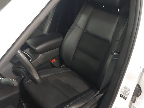 Used 2021 Jeep Grand Cherokee Laredo X AWD/4WD image 23