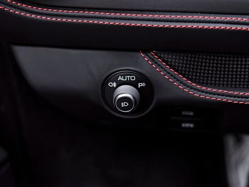 Used 2022 Ferrari F8 Tributo RWD image 80