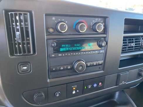 Certified 2024 GMC Savana 2500 Extended image 9