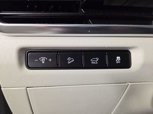 Certified 2024 Kia Telluride SX Prestige AWD/4WD image 28