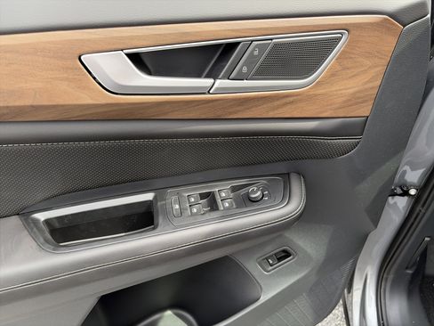 New 2026 Volkswagen Atlas SE AWD/4WD image 11