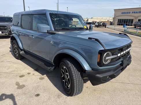 Used 2025 Ford Bronco Outer Banks image 20