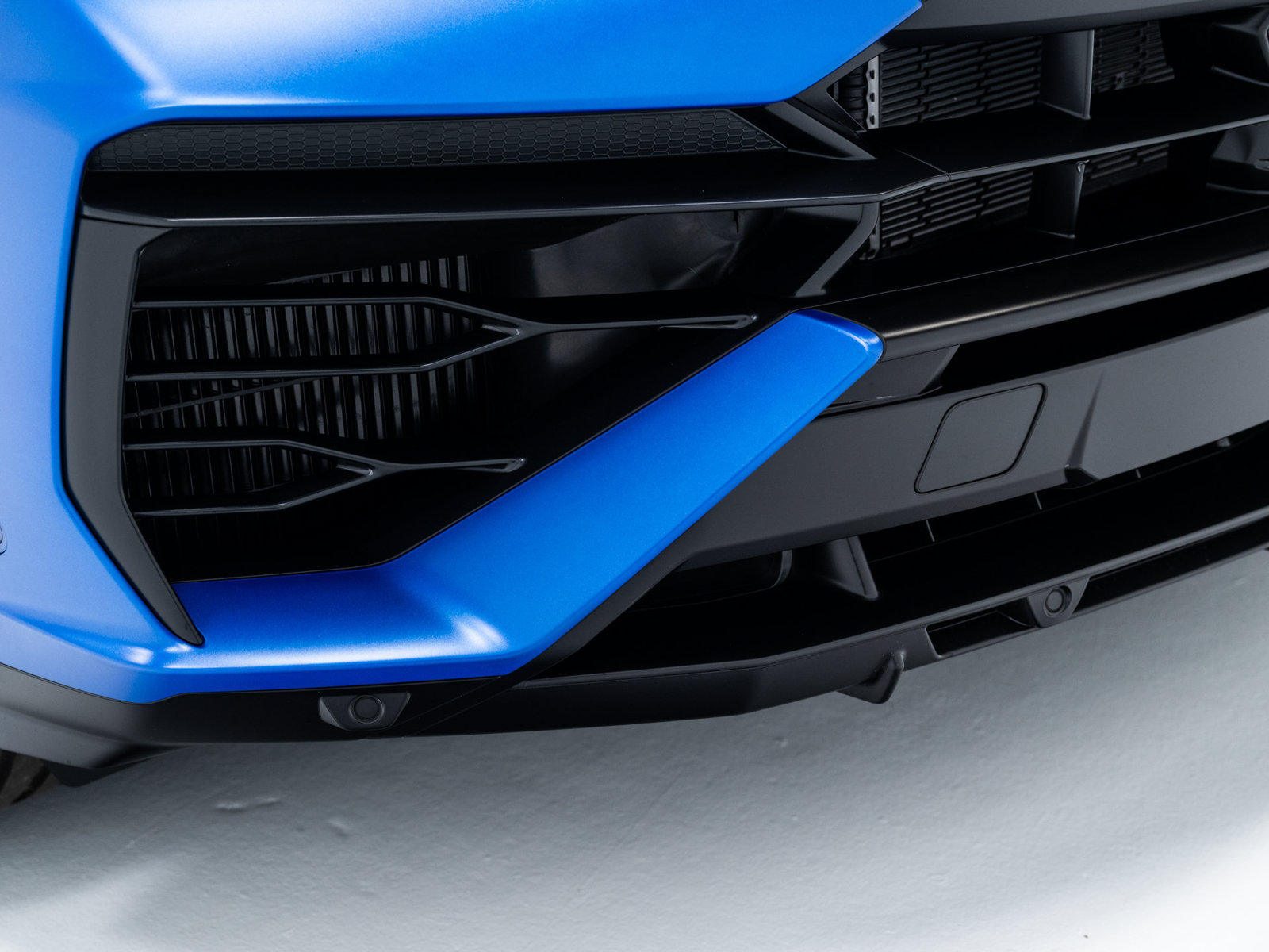 Used 2025 Lamborghini Urus SE AWD/4WD image 34