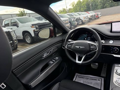Used 2023 Genesis GV70 2.5T w/ Sport Prestige Package AWD/4WD image 19