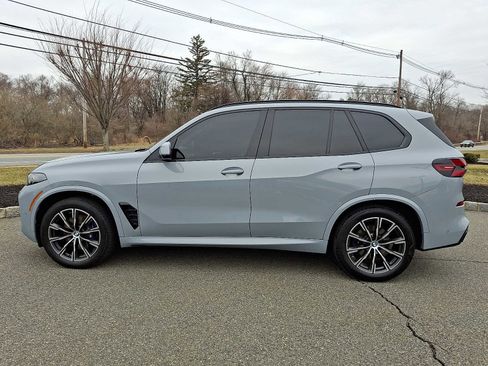 Used 2024 BMW X5 xDrive40i w/ M Sport Package image 4
