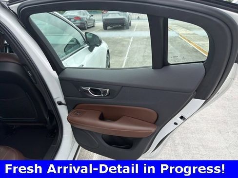 Used 2024 Volvo S60 B5 Ultimate image 19
