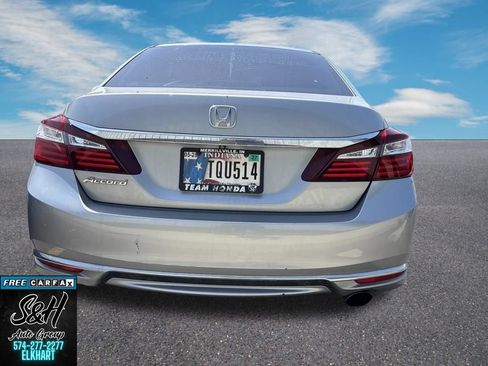Used 2017 Honda Accord LX image 7