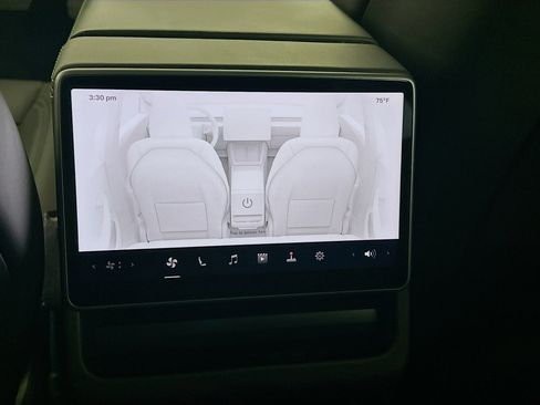 Used 2025 Tesla Model 3 Long Range RWD image 26