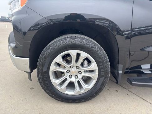 Certified 2022 Chevrolet Silverado 1500 LTZ w/ LTZ Premium Package AWD/4WD image 10