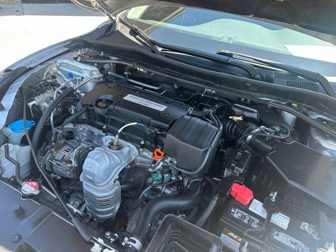 Used 2015 Honda Accord Sport image 38