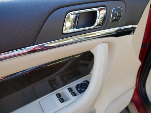 Used 2015 Lincoln MKS w/ Equipment Group 101A image 19