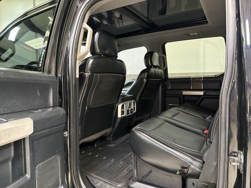 Used 2019 Ford F250 Lariat w/ Lariat Ultimate Package image 33