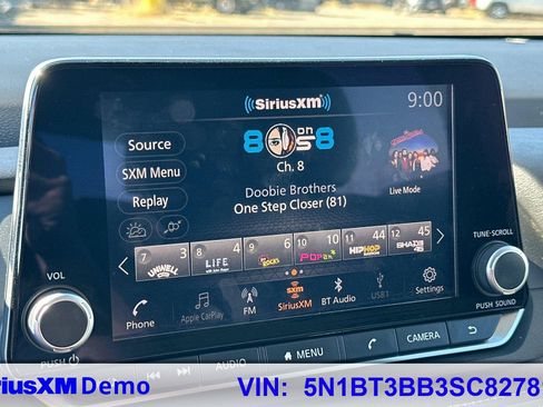 Used 2025 Nissan Rogue SV AWD/4WD image 29