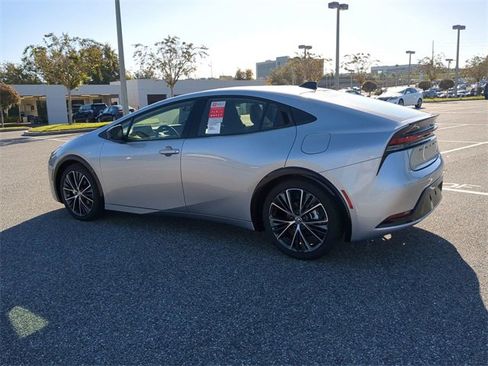 New 2026 Toyota Prius XLE image 6