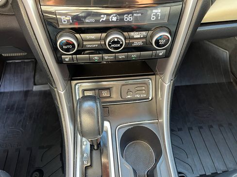 Used 2020 Subaru Ascent Limited w/ Technology Package AWD/4WD image 25