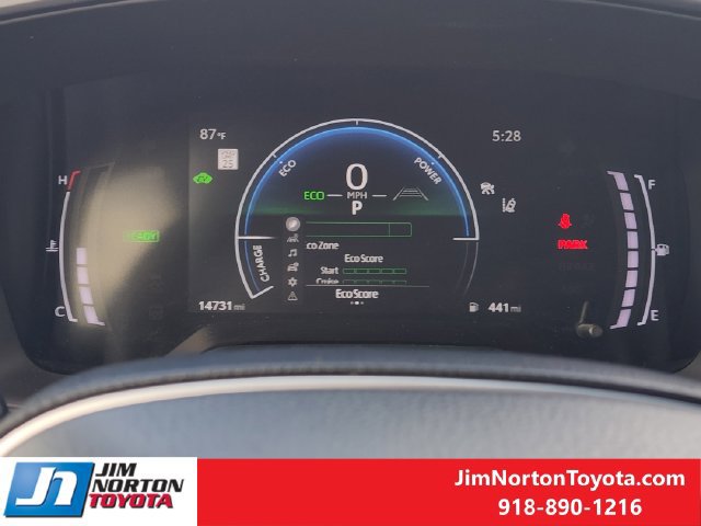 Used 2025 Toyota Corolla SE w/ SE Premium Package FWD image 17
