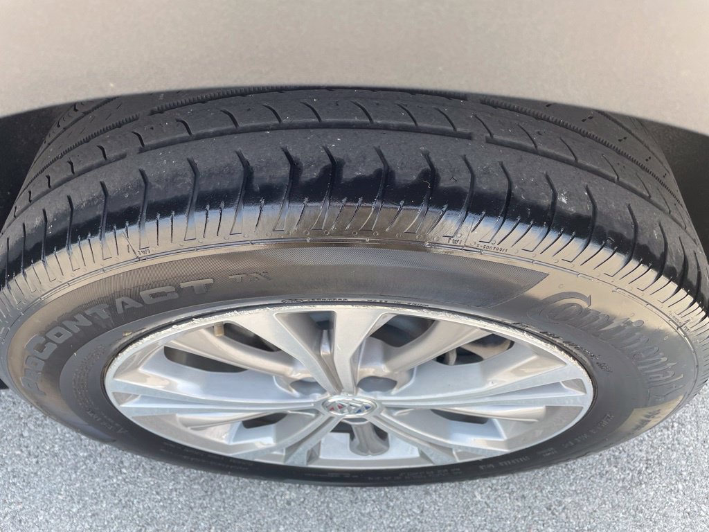 Used 2023 Buick Envision Preferred FWD image 30