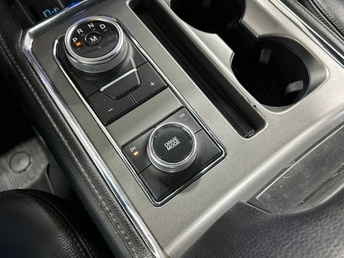 Used 2021 Ford Expedition XLT AWD/4WD image 24