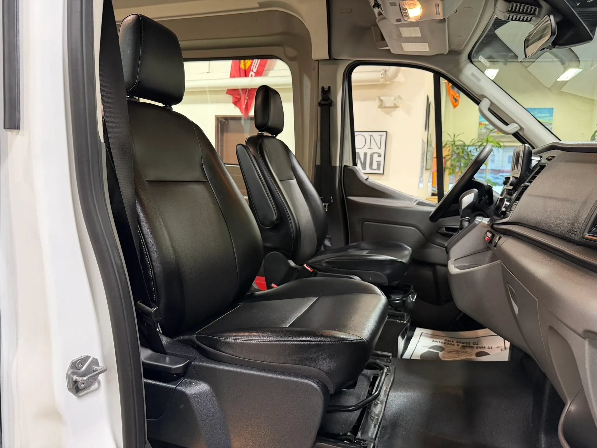 Used 2020 Ford Transit 150 Medium Roof RWD image 32