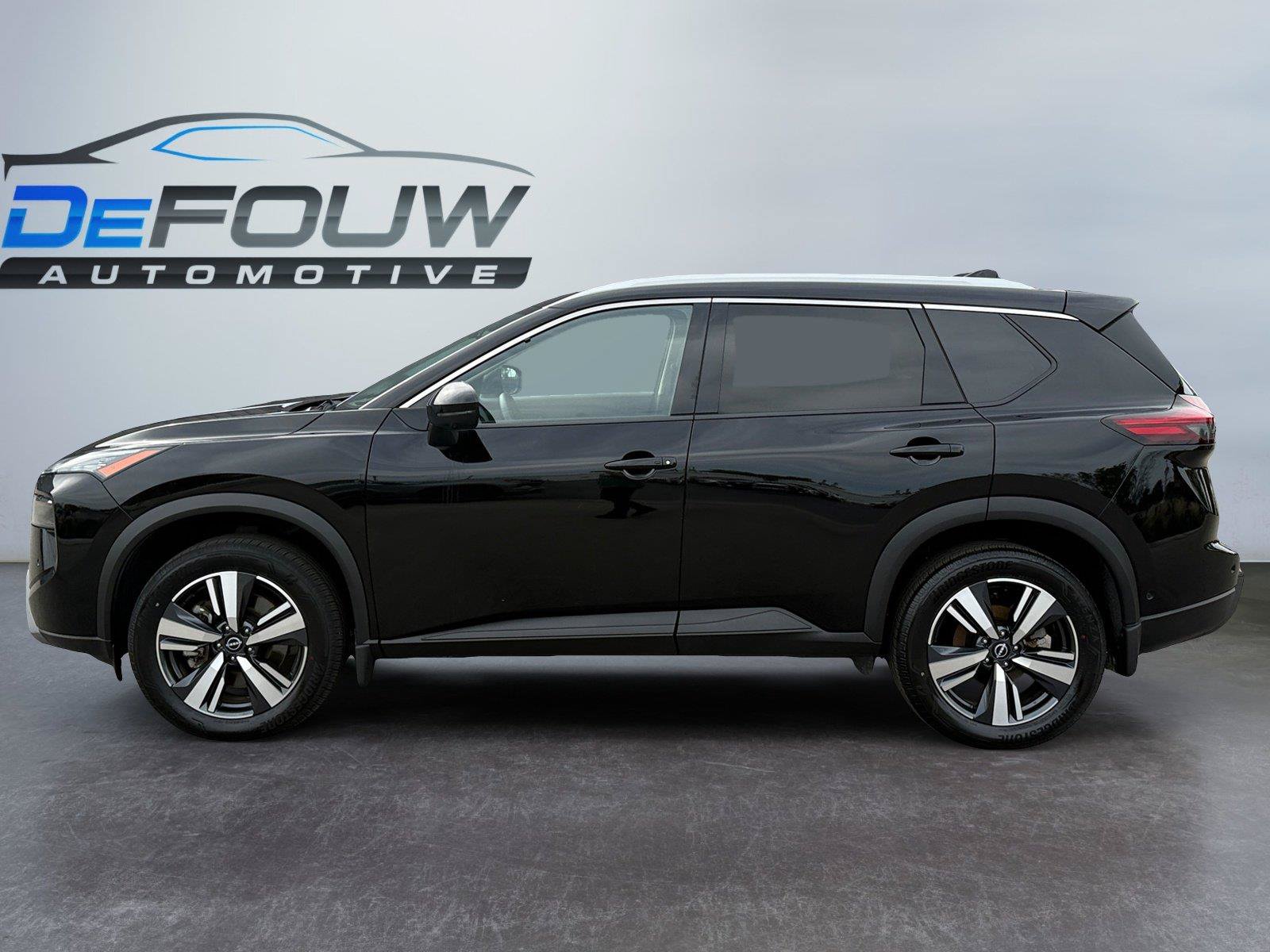 Certified 2025 Nissan Rogue SL w/ Tech Package AWD/4WD image 6