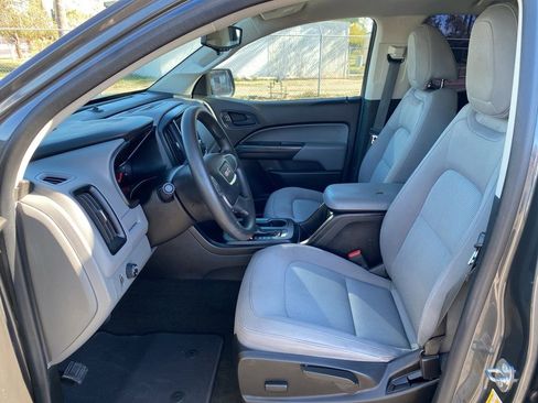 Used 2016 GMC Canyon 2WD Crew Cab w/ Convenience Package image 18