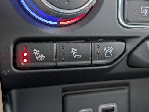 Used 2024 Chevrolet Tahoe Premier image 29