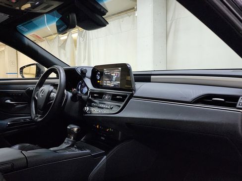 Used 2022 Lexus ES 350 F Sport w/ Accessory Package 2 image 22