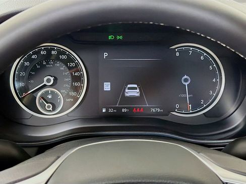 Used 2026 Genesis G70 2.5T image 15