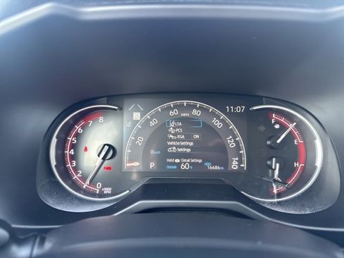 Used 2025 Toyota RAV4 LE image 12